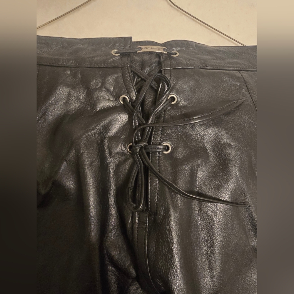 harley davidson Black leather lace-up rear end (What? 😃) LINED pants 30"x 31"